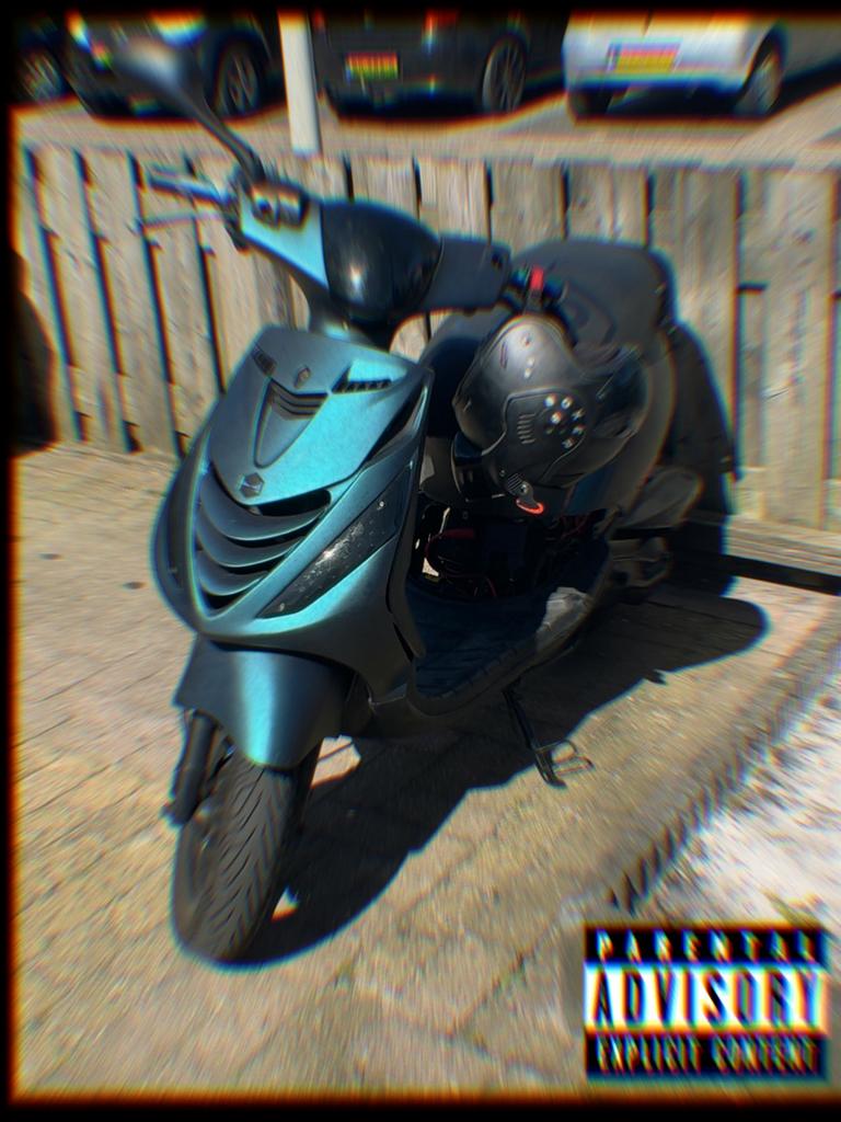 Piaggio Zip 150cc, Fietsen en Brommers, Scooters | Piaggio, Ophalen, Maximaal 45 km/u, Zip, Zo goed als nieuw