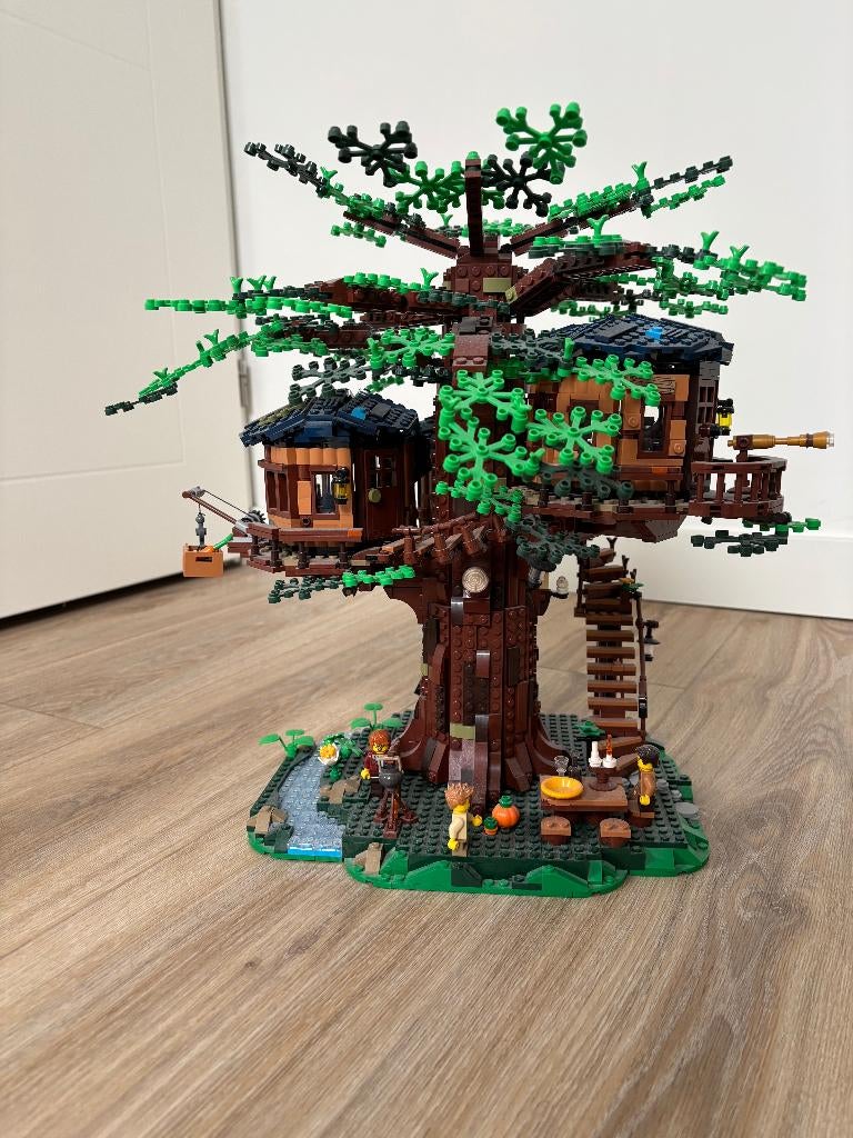 Lego Boomhut Tree House 21318, Kinderen en Baby's, Speelgoed | Duplo en Lego, Lego, Ophalen of Verzenden, Compleet, Complete set