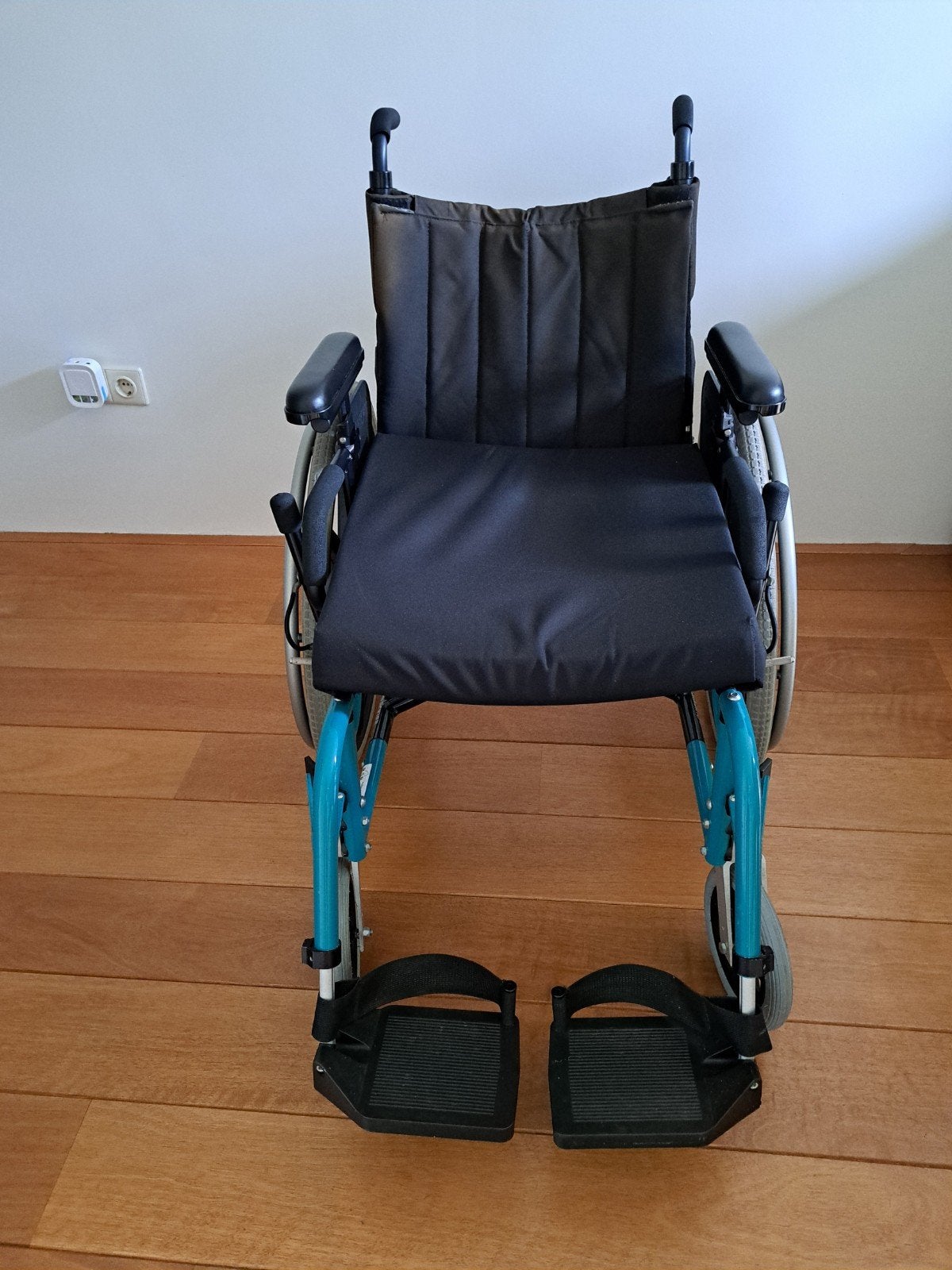 Nette lichte inklapbare Rolstoel, Ophalen, Gebruikt, Duwrolstoel