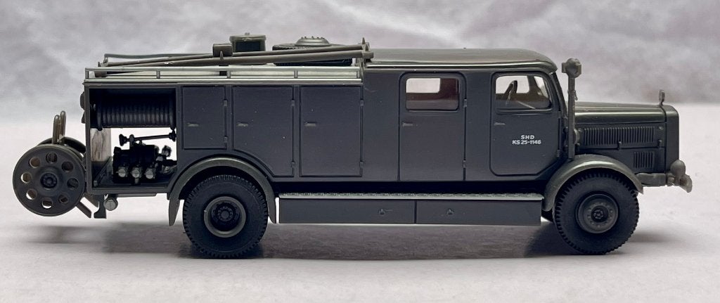 Brekina 4424: Mercedes Benz 4500 LF 25 SHD Brandweer, Ophalen of Verzenden, Zo goed als nieuw, Bus of Vrachtwagen, Brekina