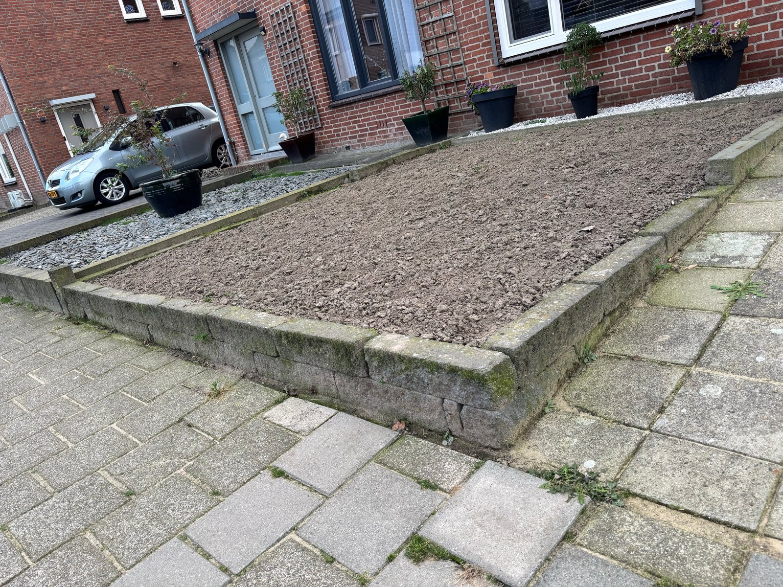 Gebruikte betonnen opsluitbanden voor tuin of terras, Tuin en Terras, Ophalen, Gebruikt, Overige typen, Minder dan 5 m²