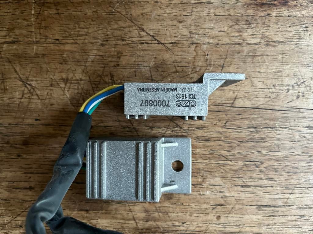 2x Elektronische ontsteking units Honda TCI 1613, Motoren, Ophalen of Verzenden, Nieuw