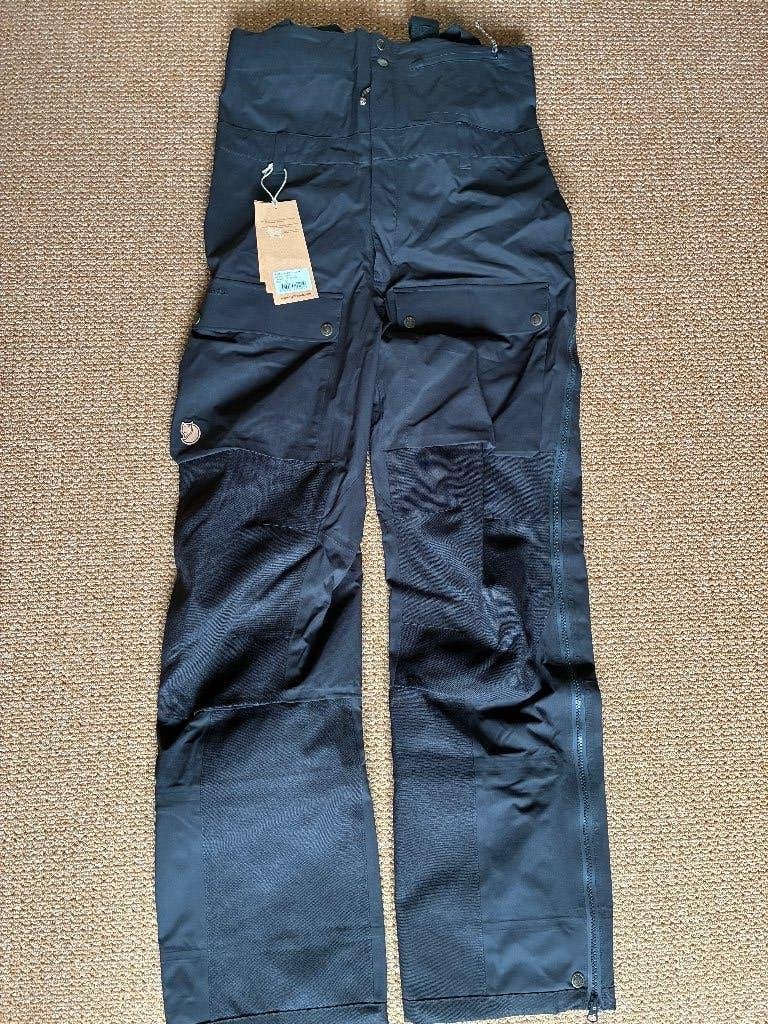Fjallraven Eco-Shell Bip Broek Maat M Zwart, Ophalen of Verzenden, Nieuw, Kleding