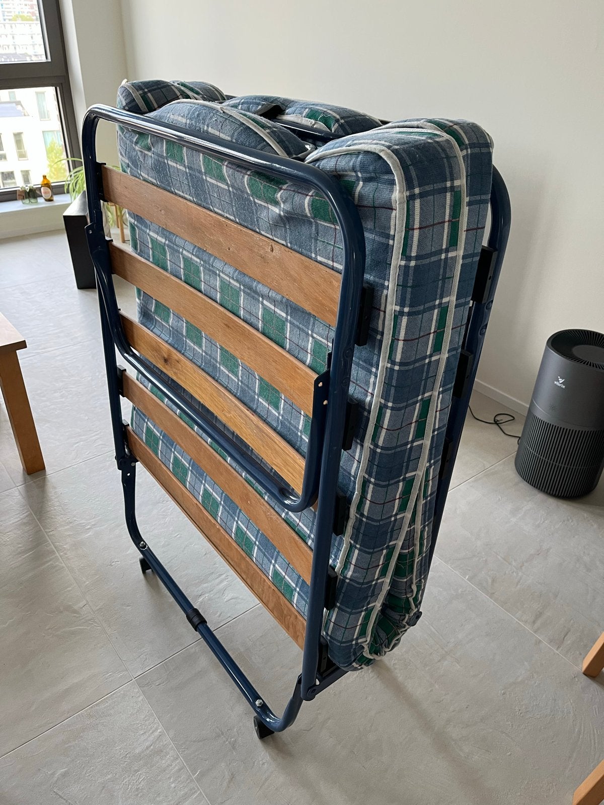 Vouwbed op wieltjes, 180x80 cm, goede staat, Ophalen, Eenpersoons, Blauw, 190 cm of minder