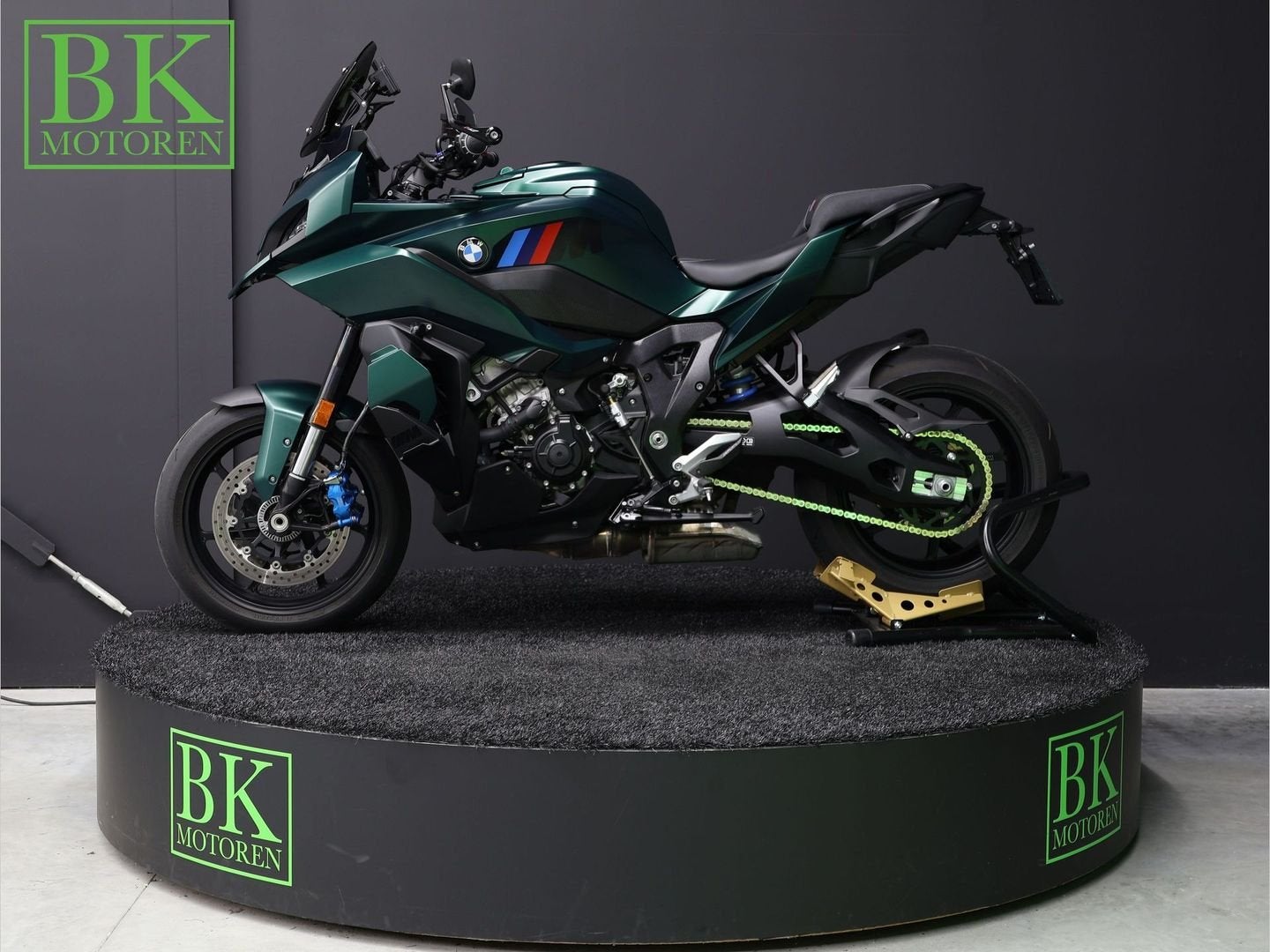 BMW M 1000 XR Aurelius Green | BTW Motor, 4 cilinders, Motorrijbewijs A, Bedrijf, Onbekend