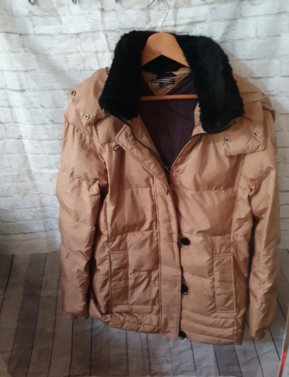 Tommy Hilfiger gewatteerde jas met bontkraag, Maat 38/40 (M), Verzenden, Beige, Zo goed als nieuw