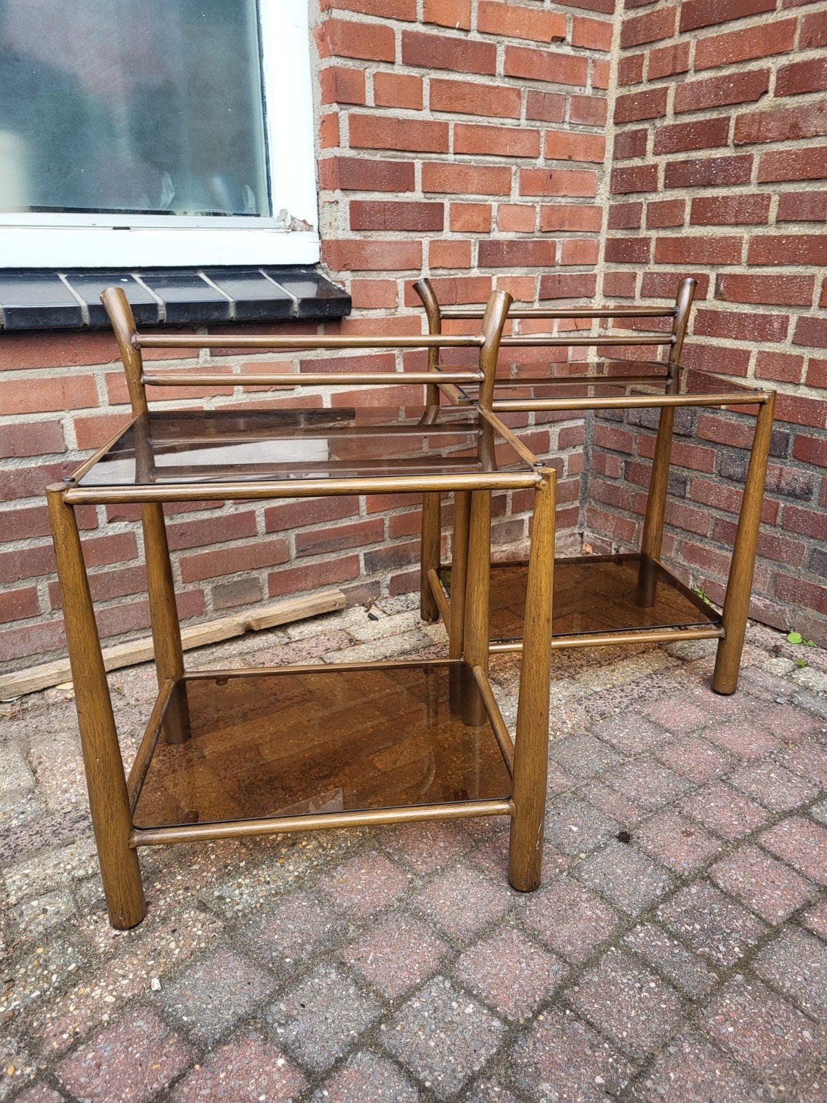 Set 2 bruin glas nachtkastjes sidetables, Huis en Inrichting, Slaapkamer | Nachtkastjes, Ophalen, Minder dan 45 cm, Minder dan 55 cm