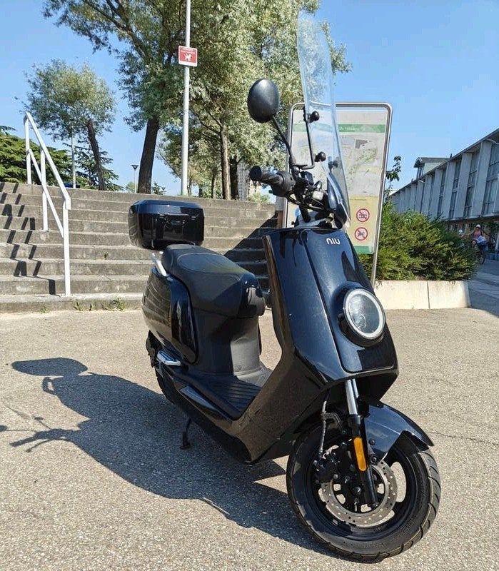 1528 km - PRACHTIGE Niu n1s Elektrische Snor Scooter n 1 s, Elektrisch, Ophalen of Verzenden, Zo goed als nieuw