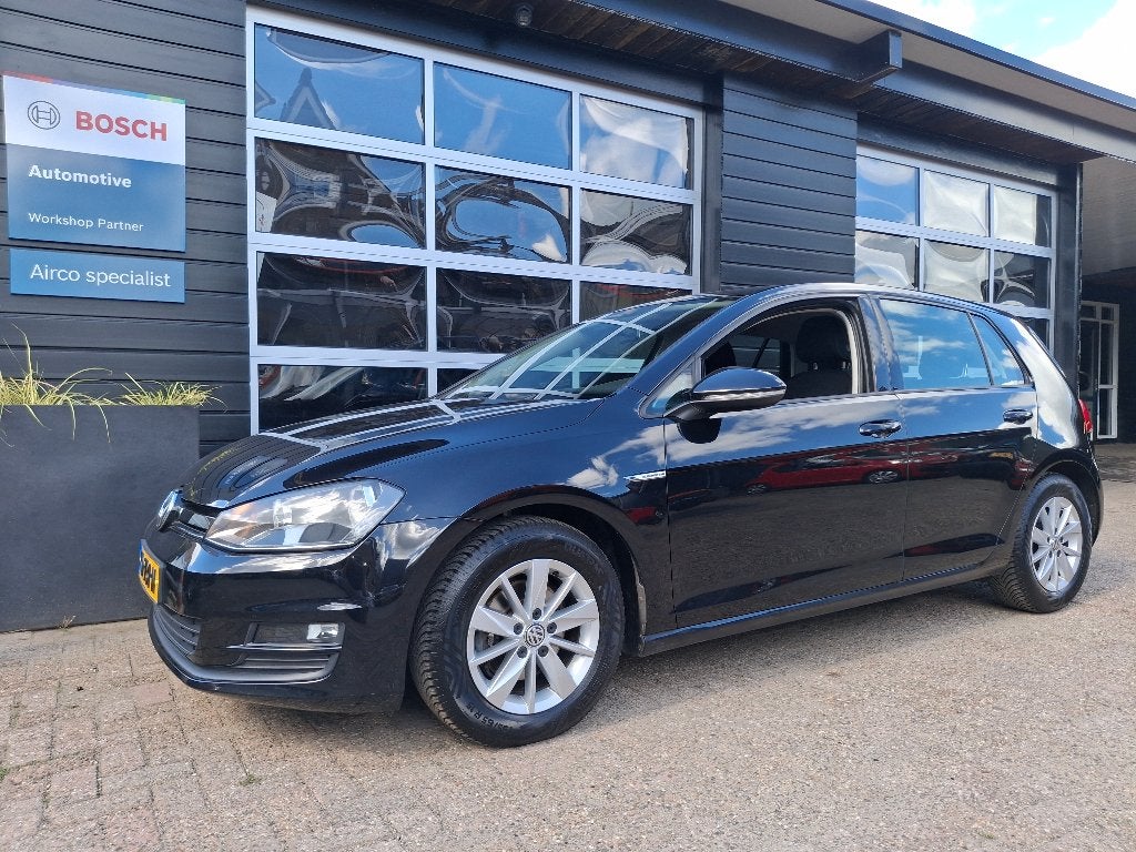 Volkswagen Golf 7 1.0 TSI 5 drs, Voorwielaandrijving, Stof, 4 cilinders, 610 kg