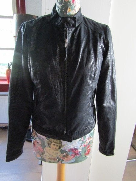 D1120 Vero Moda mt S nieuw jasje jack zwart slang snake, Verzenden, Vero Moda, Zwart, Nieuw