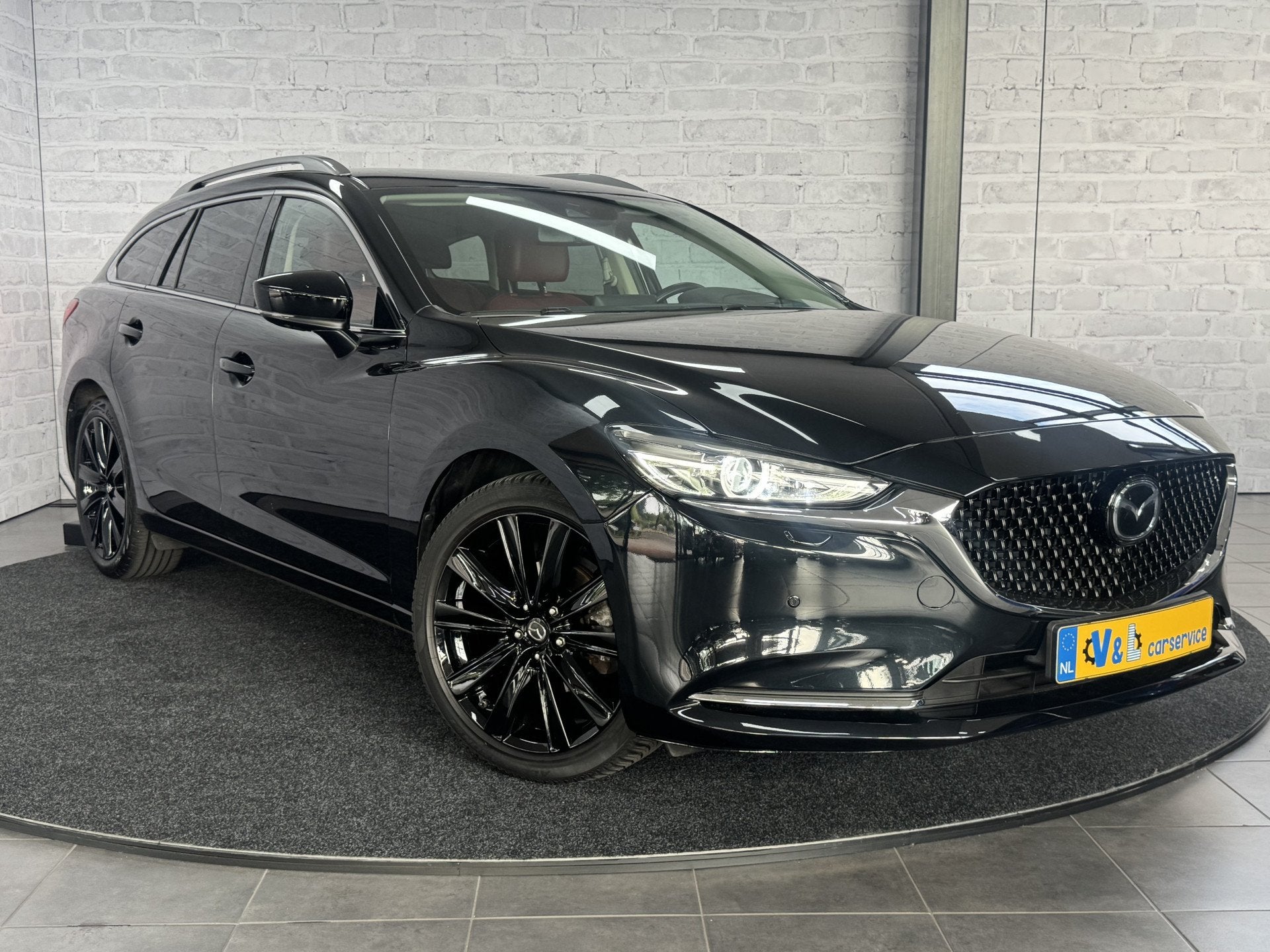 Mazda 6 Sportbreak 2.0 SkyActiv-G 165 Sportive Trekhaak HUD, Auto's, Voorwielaandrijving, 1998 cc, 15 km/l, Gebruikt