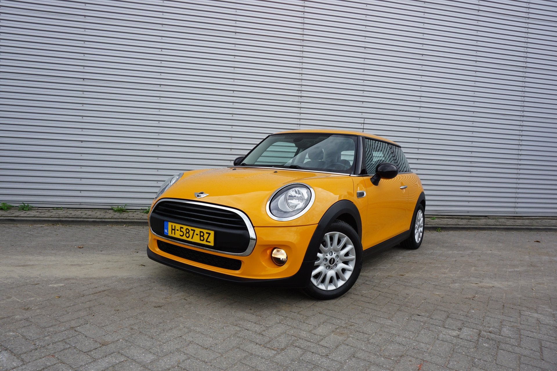 MINI 3-deurs 1.2 One Airco / Stoelverw / BT / Elektr. ramen, Auto's, Stof, Gebruikt, Euro 6, Overige kleuren