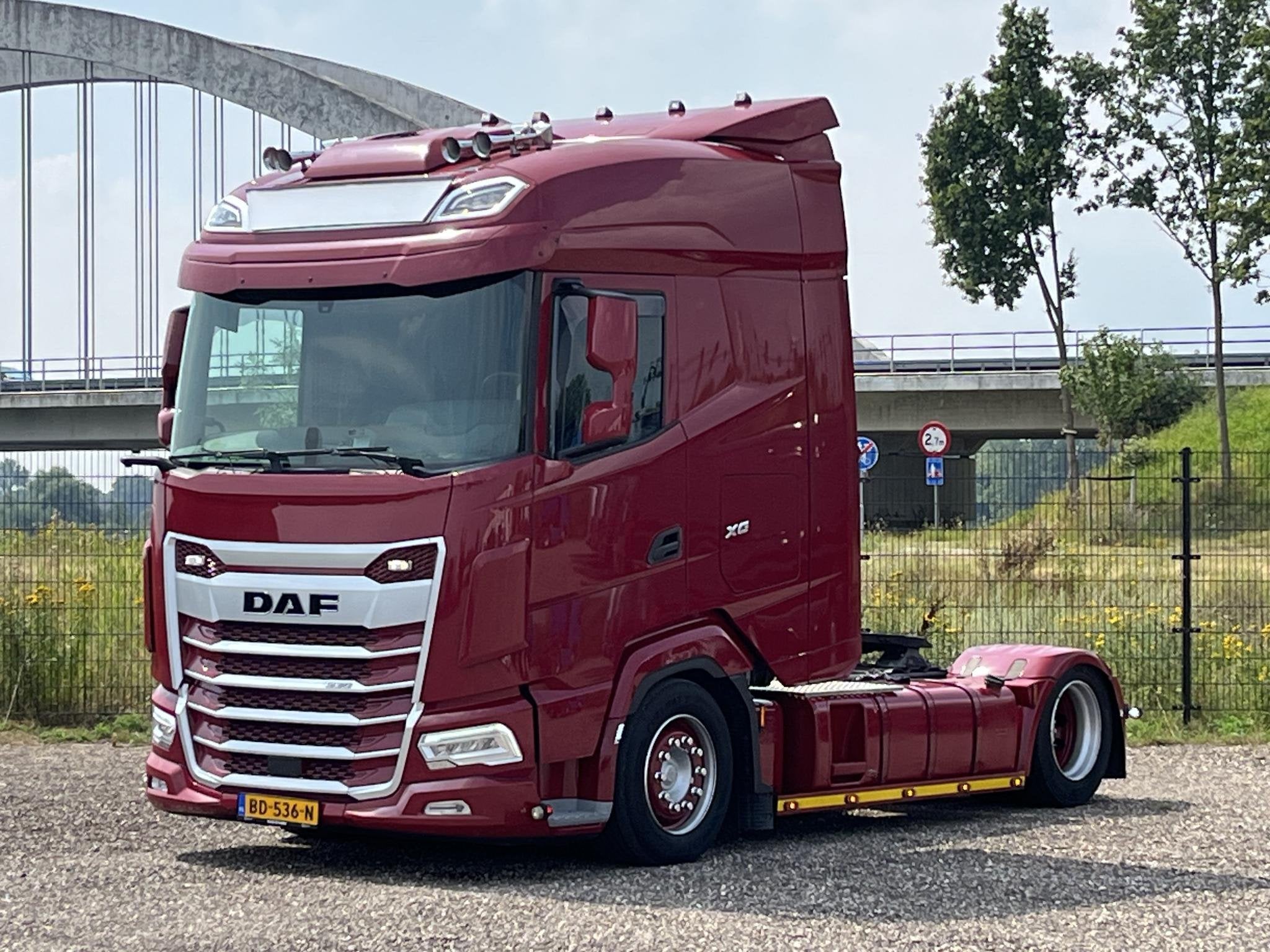 DAF XG 530 | Lowdeck | Intarder | Standairco, Auto's, Automaat, Stof, Euro 6, Bedrijf