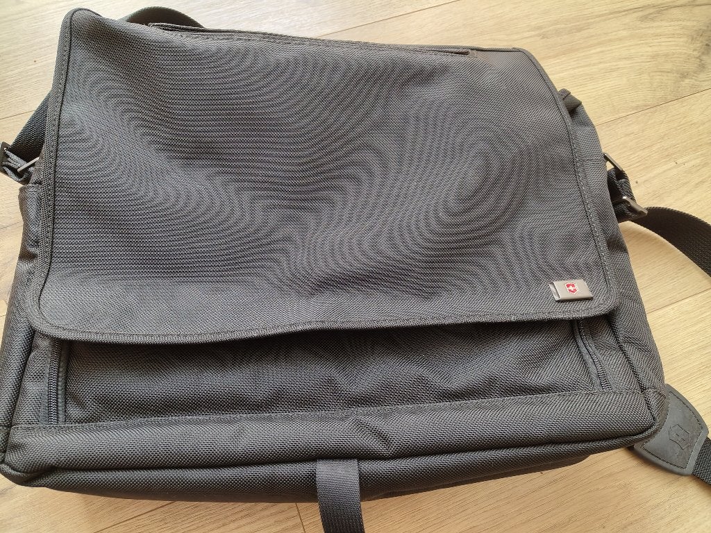 Victorinox Architecture Laptop Messenger Bag / Schoudertas, Ophalen, Zo goed als nieuw, Zwart, Overige merken