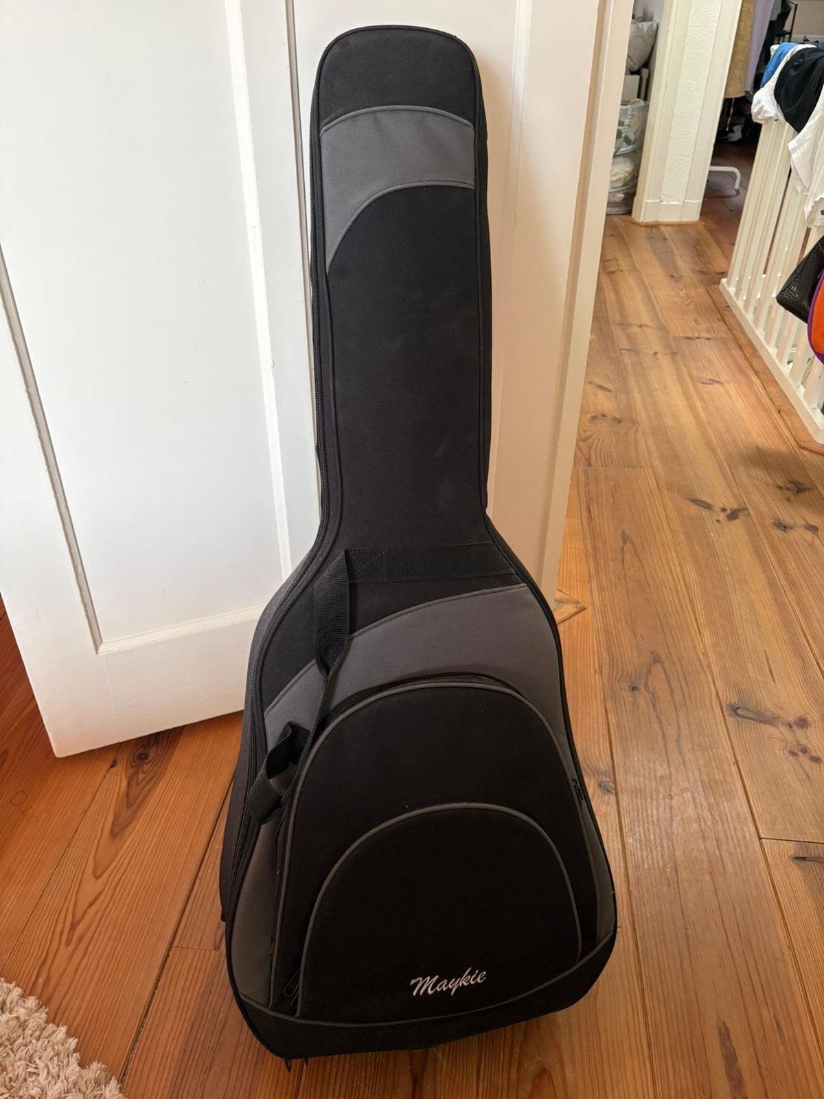 Maykie gitaartas, Ophalen, Zo goed als nieuw, Akoestische gitaar