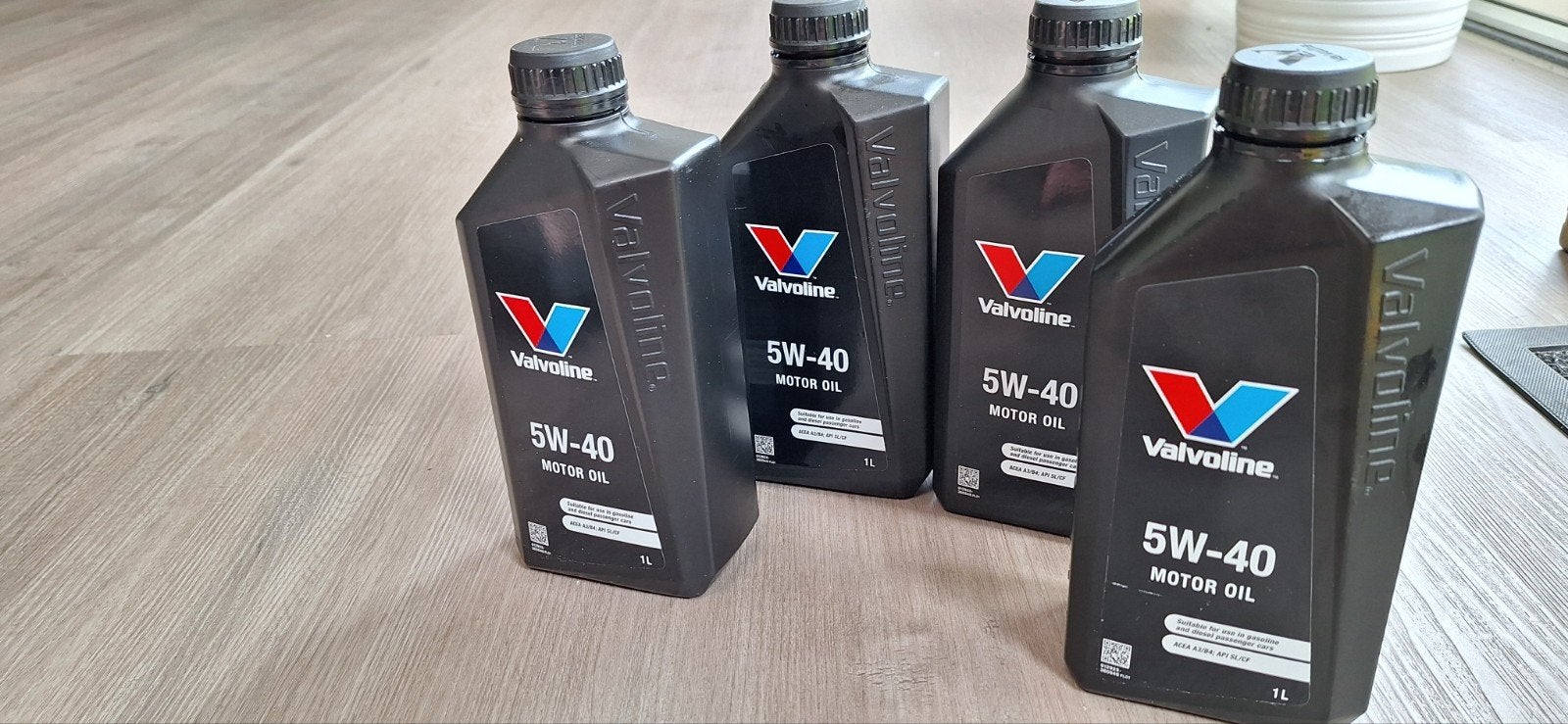 Valvoline 5w40 3x1Liter, 1x 300ml motorolie, Ophalen of Verzenden