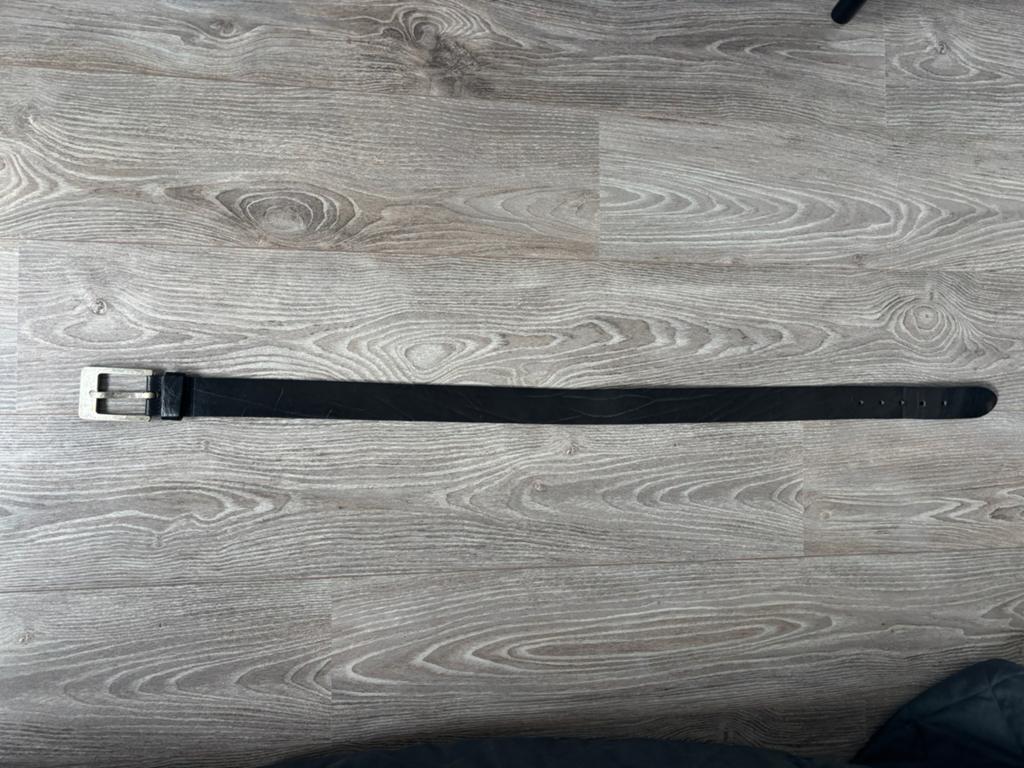 Zwarte riem van leer, Kleding | Heren, Riemen en Ceinturen, Nieuw, Ophalen of Verzenden, Riem of Ceintuur, Echt leder