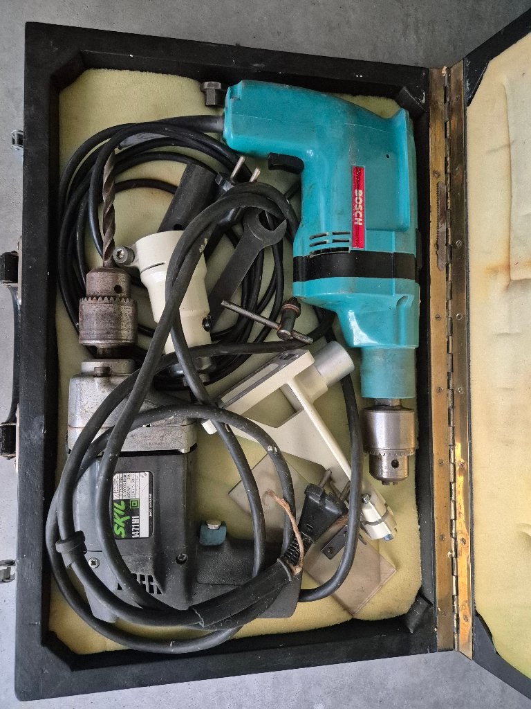 Boormachine set: Bosch en Skil in koffer, Ophalen, Gebruikt, Accuboormachine, Bosch