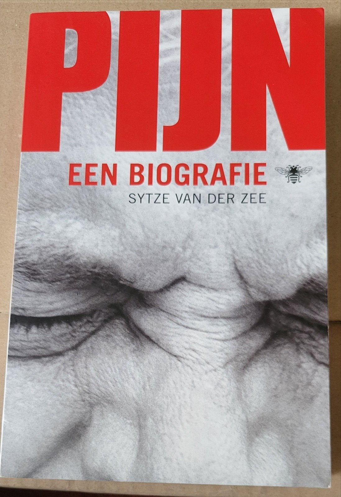 Sytze van der Zee - Pijn, Boeken, Ophalen of Verzenden, Zo goed als nieuw, Sytze van der Zee