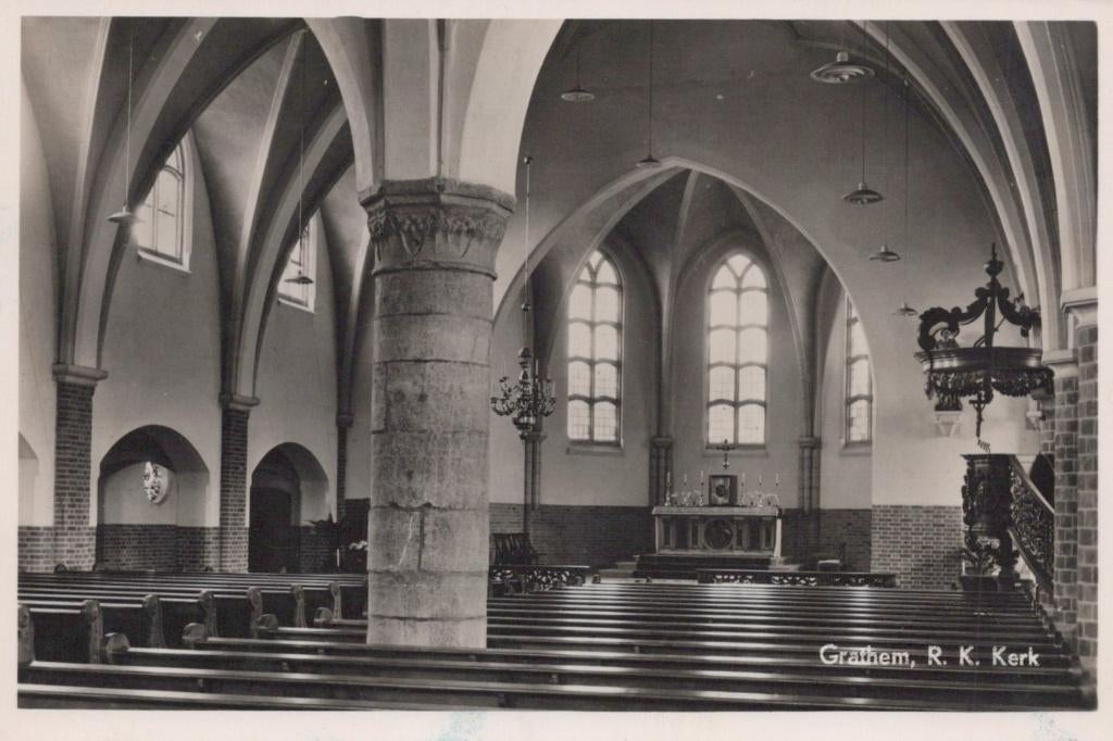 GRATHEM - 1956 - RK kerk - interieur, Verzamelen, Ansichtkaarten | Nederland, Verzenden, 1940 tot 1960, Ongelopen, Limburg
