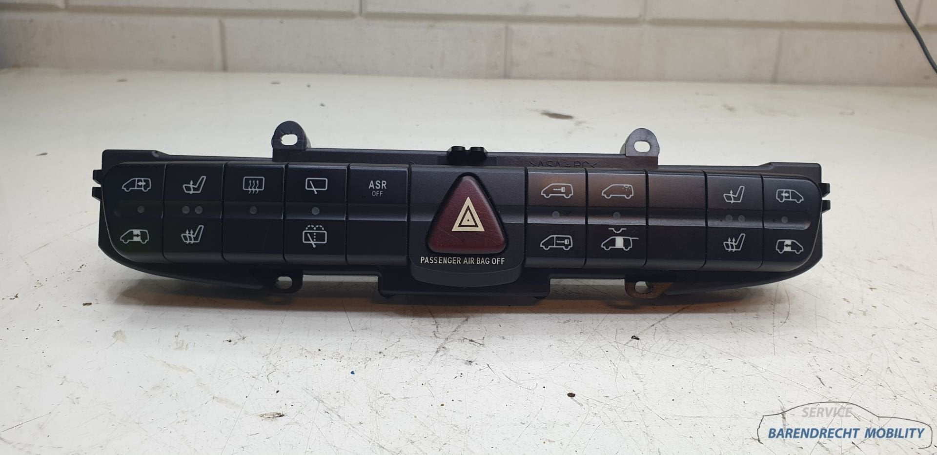 Stoelverwarming schakelaar knoppenbalk Viano W639 6395455307, Auto-onderdelen, Dashboard en Schakelaars, Gebruikt, Mercedes-Benz AG