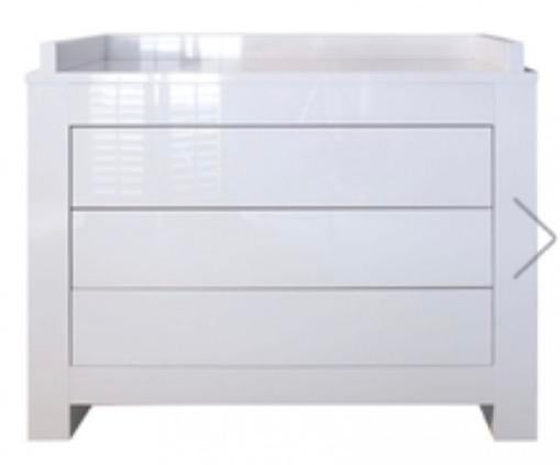 Kidsmill Alaska Hoogglans Commode Wit – Nieuwstaat, Kinderen en Baby's, Kinderkamer | Commodes en Kasten, Ophalen, 50 tot 70 cm