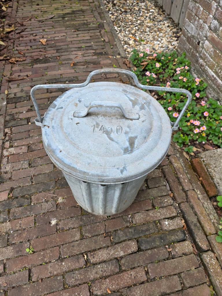 Vuilnisemmer met deksel, verzinkt., Tuin en Terras, Minder dan 60 cm, Rond, Ophalen of Verzenden, Balkon