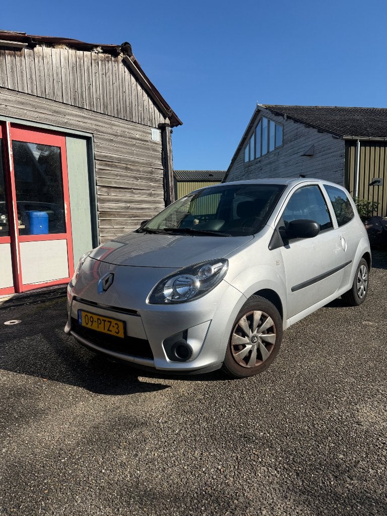 Renault Twingo 1.2 16V APK, Auto's, 839 kg, Twingo, 74 pk, 4 cilinders