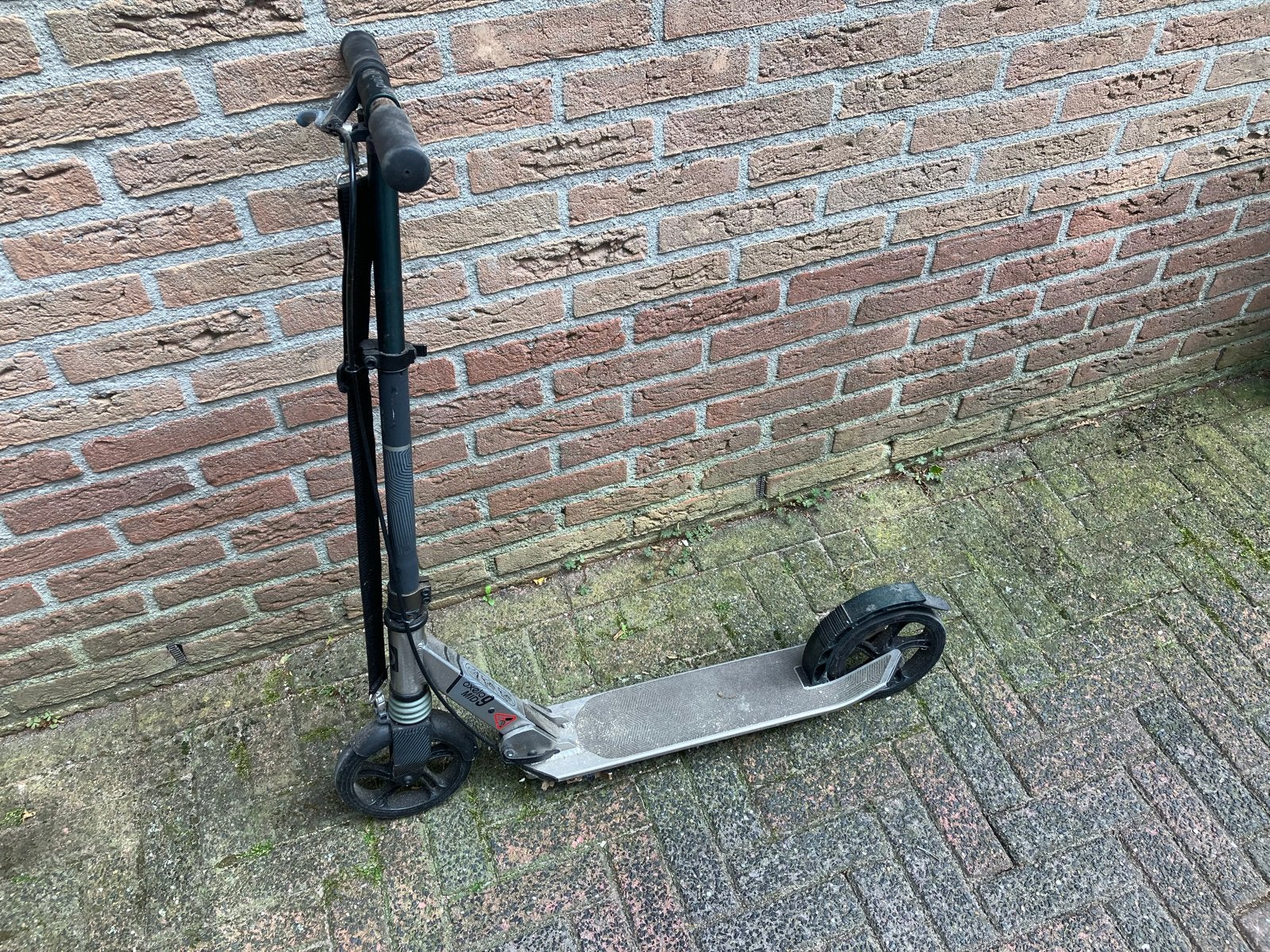 Oxelo Mid 9 Step - Achterwiel met klein plat stukje, Ophalen, Gebruikt, Gewone step
