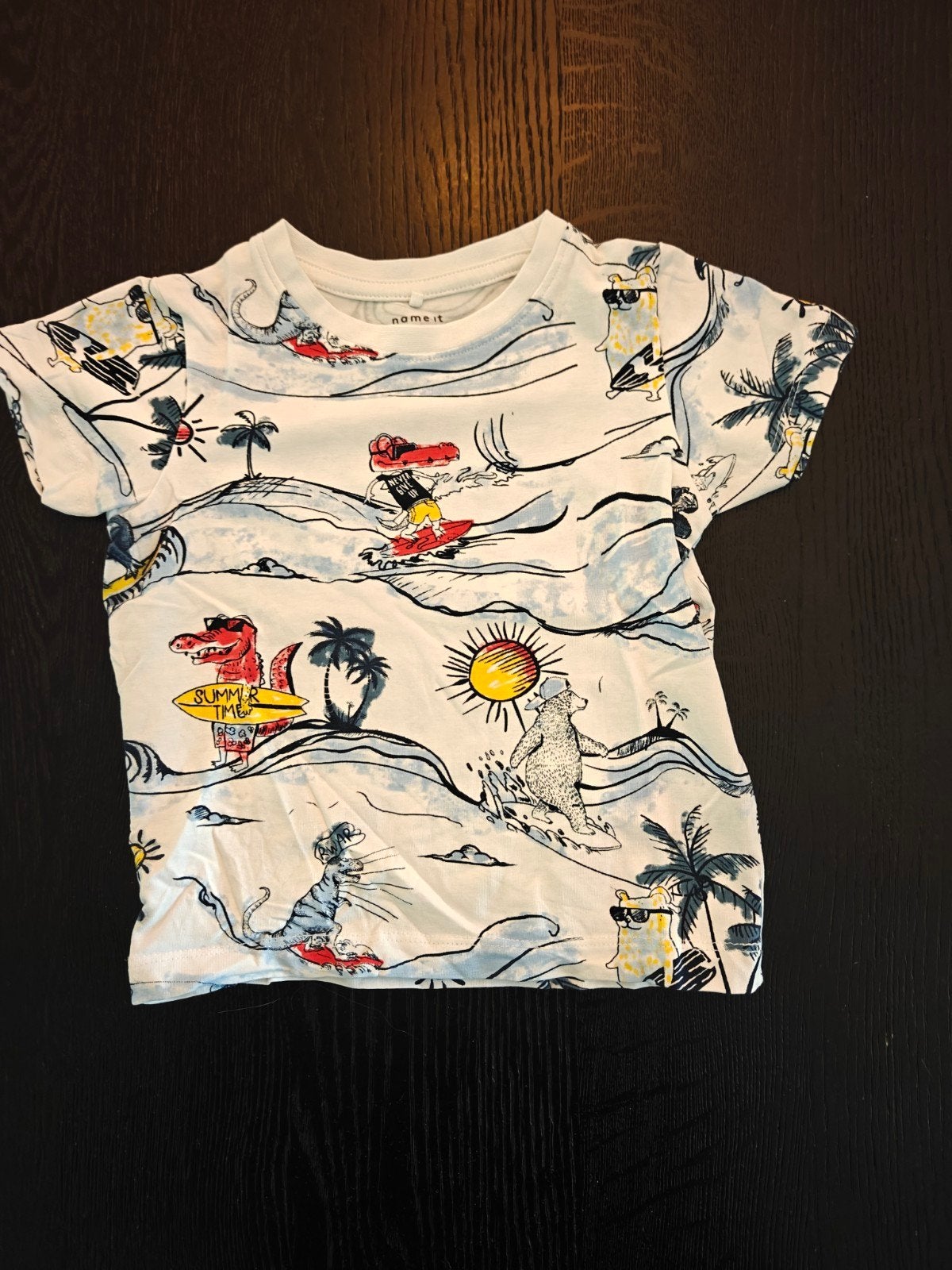 Name It shirtje met surfprint - maat 80, Kinderen en Baby's, Babykleding | Maat 80, Ophalen of Verzenden, Zo goed als nieuw, Shirtje of Longsleeve