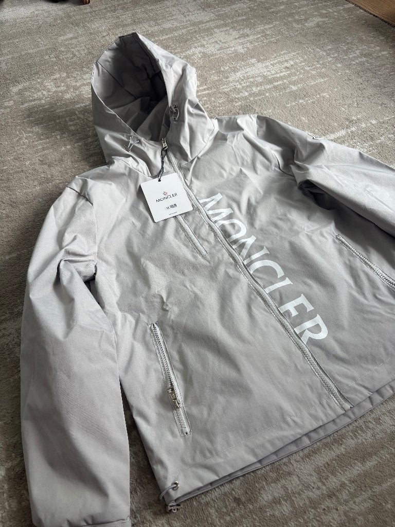 Moncler Windbreaker M, Moncler, Nieuw, Ophalen of Verzenden, Meerkleurig