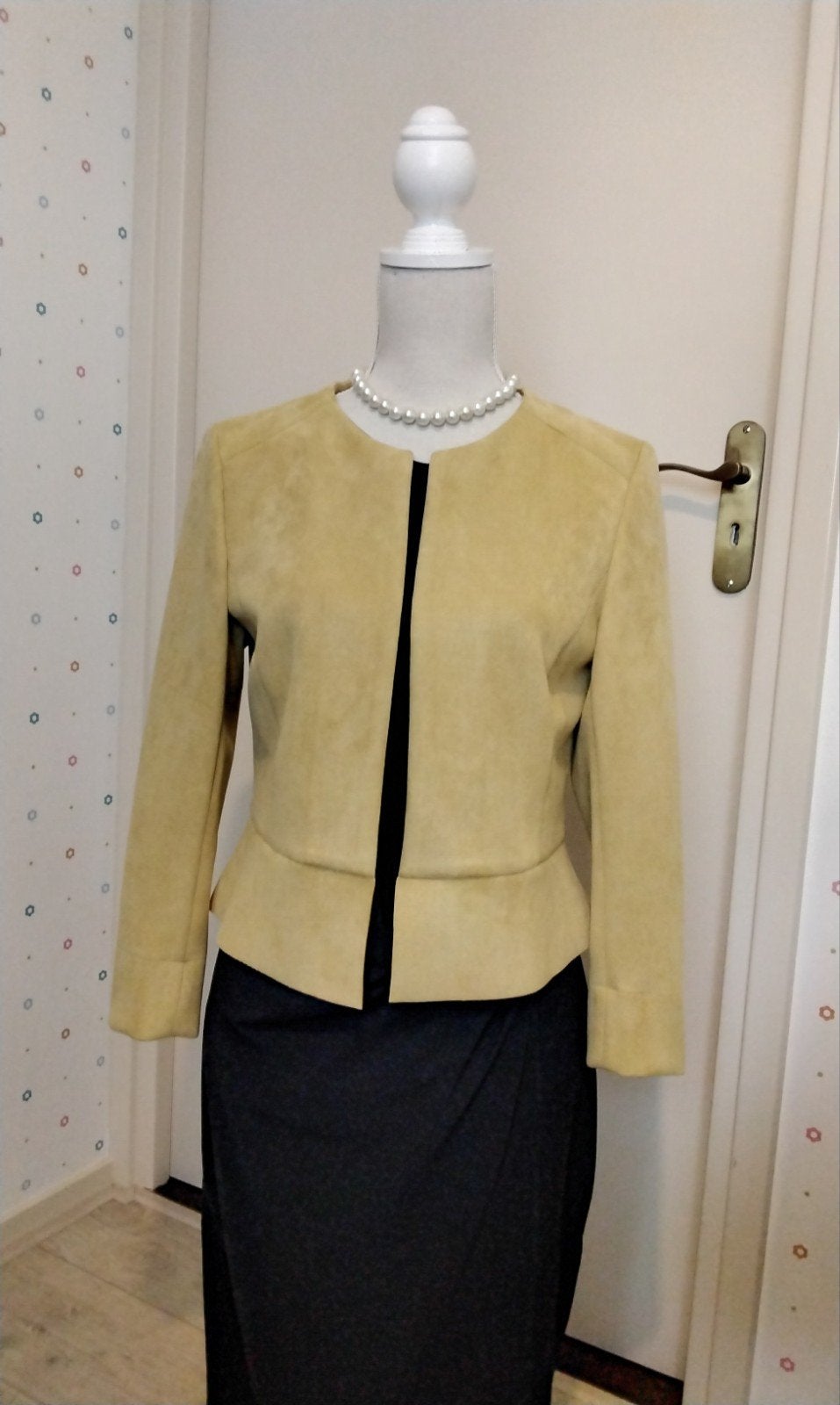 Lilytime , okergeel kort Jasje - Maat 38 (M), Kleding | Dames, Maat 38/40 (M), Geel, Ophalen of Verzenden, Zo goed als nieuw