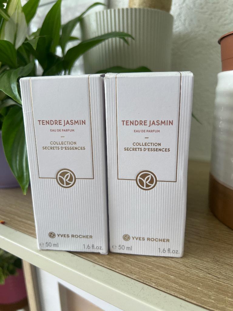 TENDRE JASMIN, Ophalen of Verzenden, Zo goed als nieuw