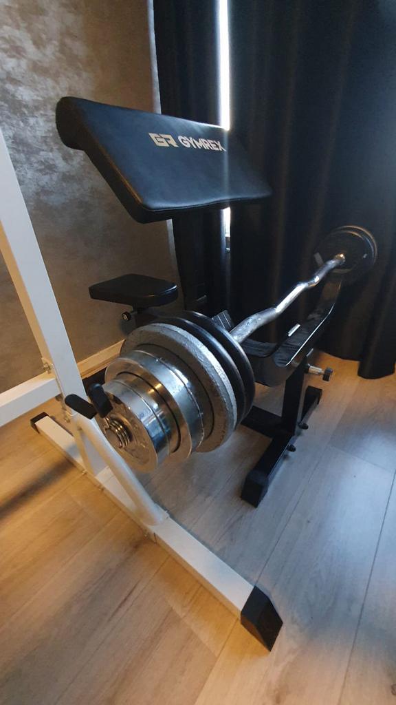 Bicep curl halter bank incl. Stang en gewichten, Ophalen, Gebruikt, Fitnessbank
