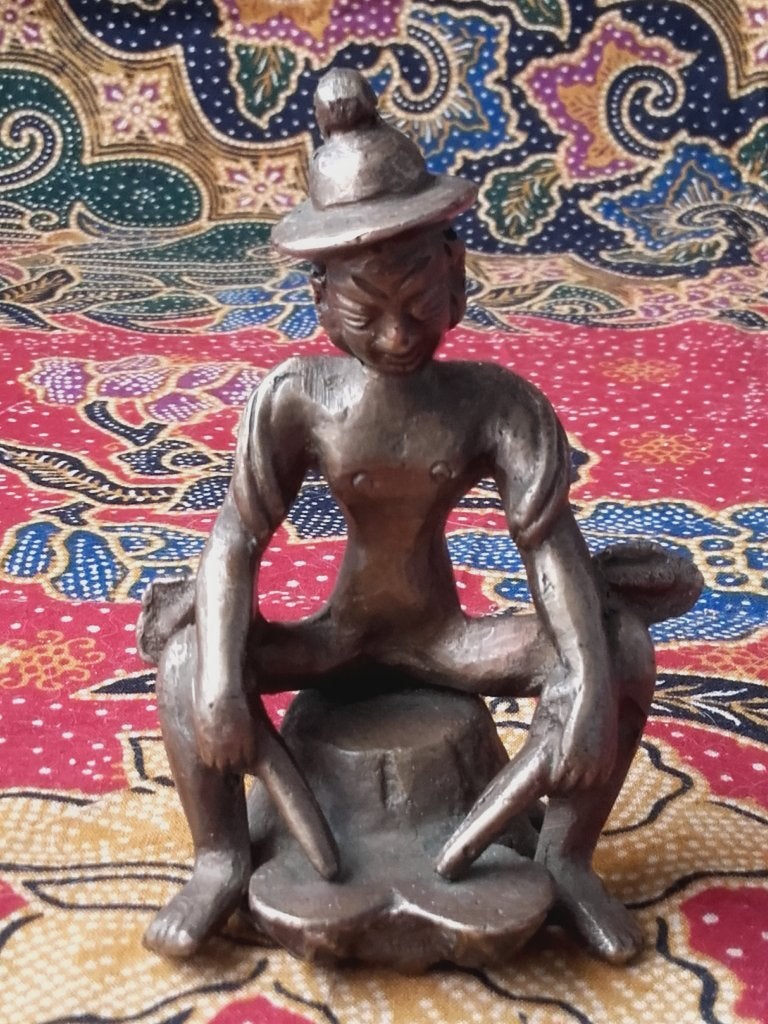 Trommelspeler mooi oud brons beeldje uit India 8,7 cm., India, Handgemaakt, Ophalen of Verzenden, Brons