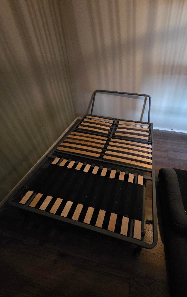 Slaapbank, Ophalen, Tweepersoons, 140 cm, Zo goed als nieuw