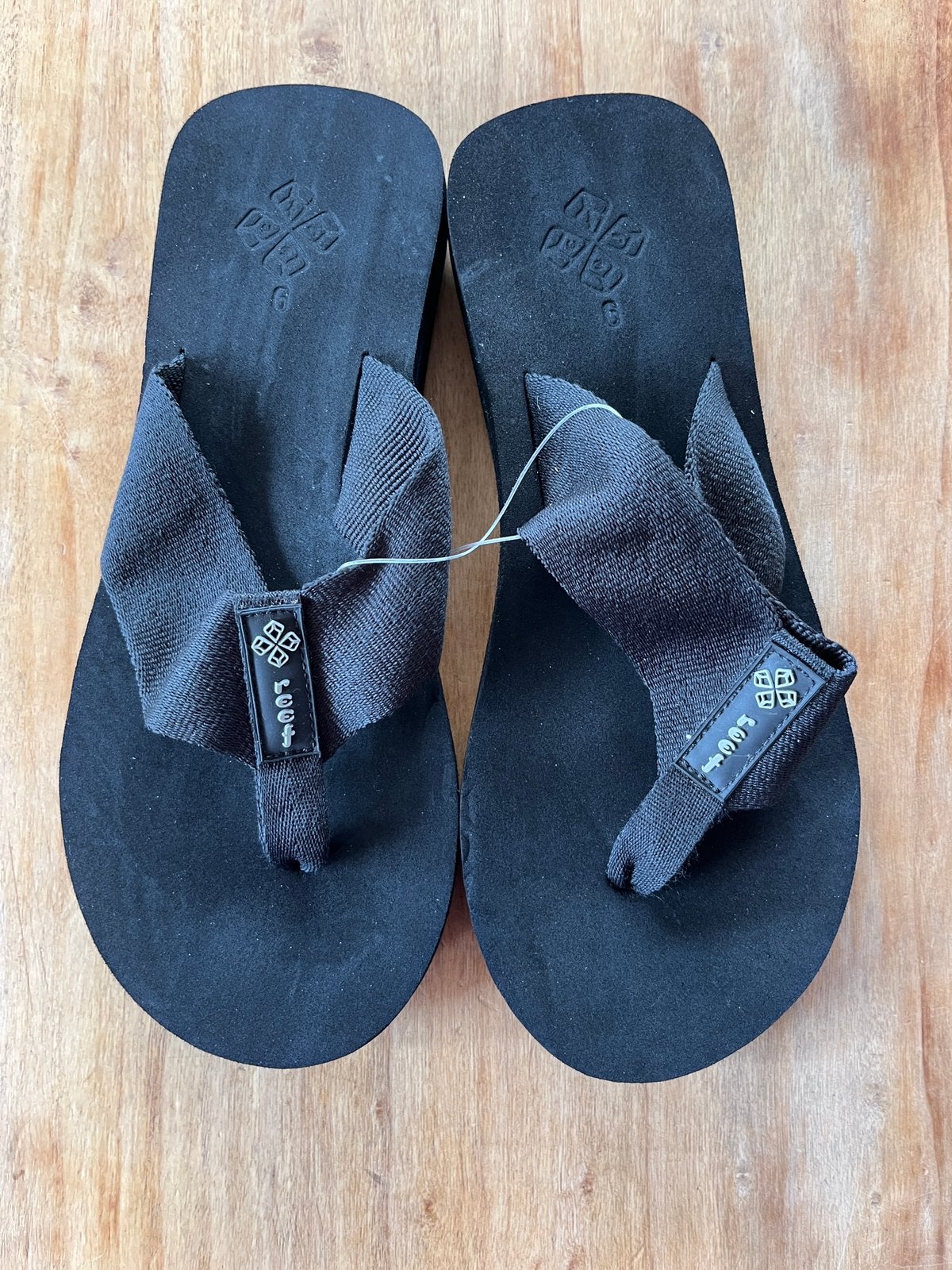 Reef zwarte dames teenslippers maat 9 ( 39/40 ), Kleding | Dames, Schoenen, Slippers, Zwart, Nieuw, Ophalen of Verzenden