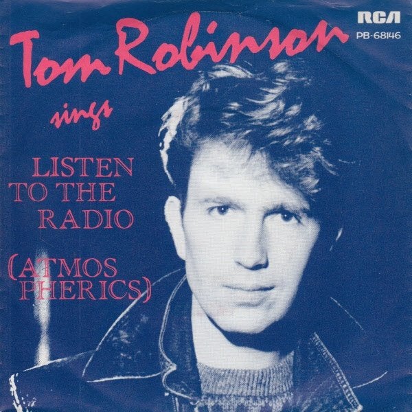 Single (1984) Tom Robinson - Listen to the Radio (RCA), Gebruikt, 7 inch, Ophalen of Verzenden, Overige typen