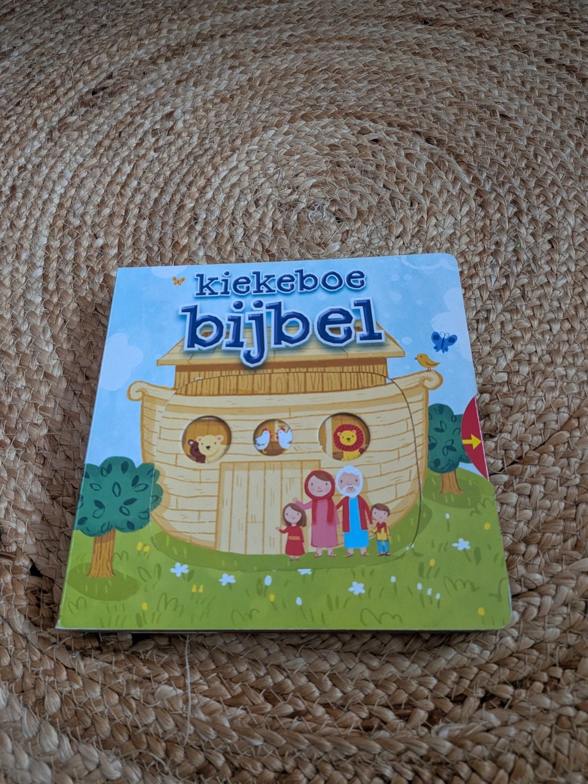 Kiekeboe Bijbel - Bijbelverhalen voor kinderen, Boeken, Ophalen of Verzenden, Zo goed als nieuw, Uitklap-, Voel- of Ontdekboek