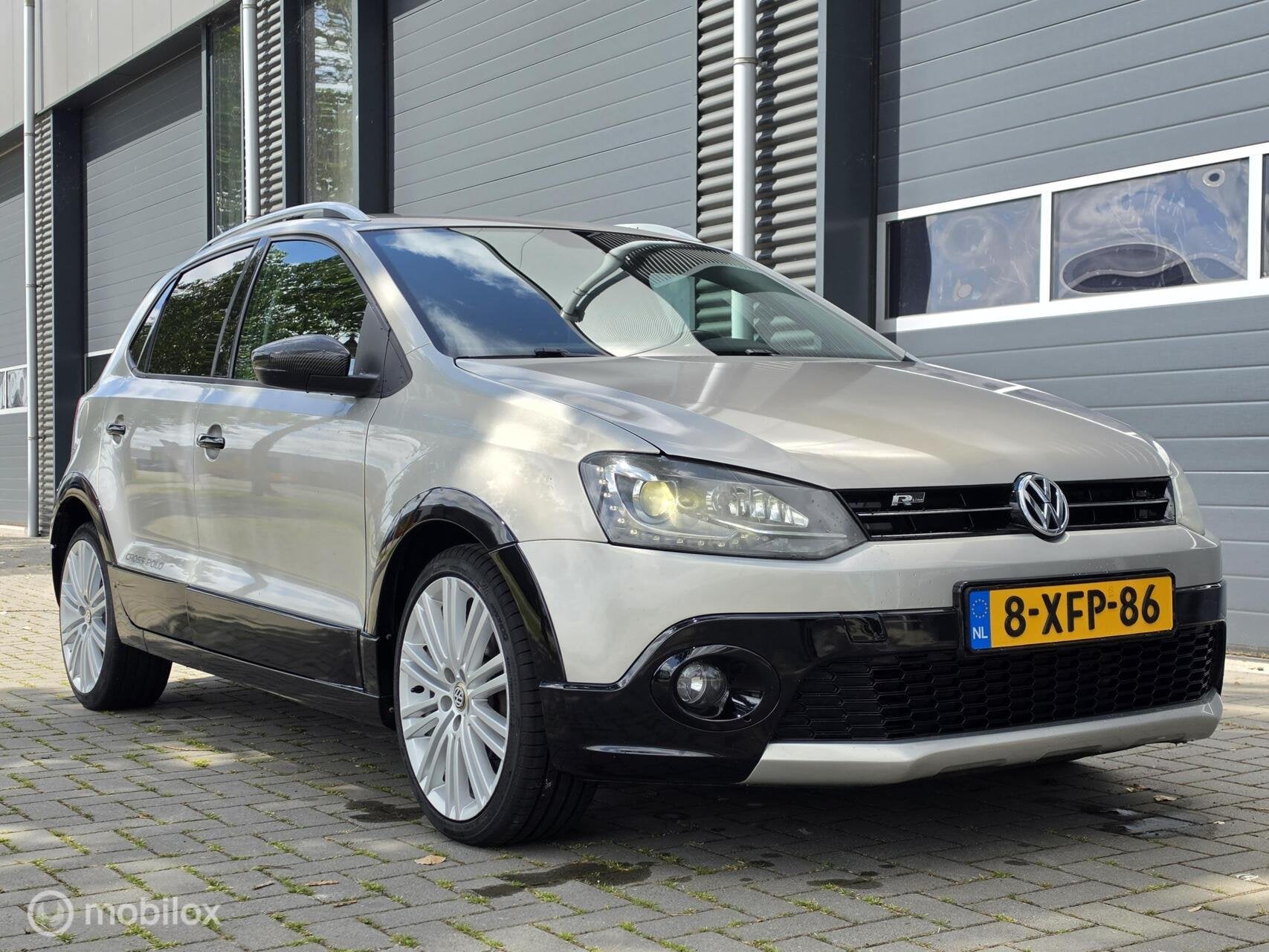 Volkswagen Polo Cross 1.4 | CarPlay | AIRCO | CRUISE | LED, Auto's, Volkswagen, Voorwielaandrijving, Zwart, 4 cilinders, Handgeschakeld