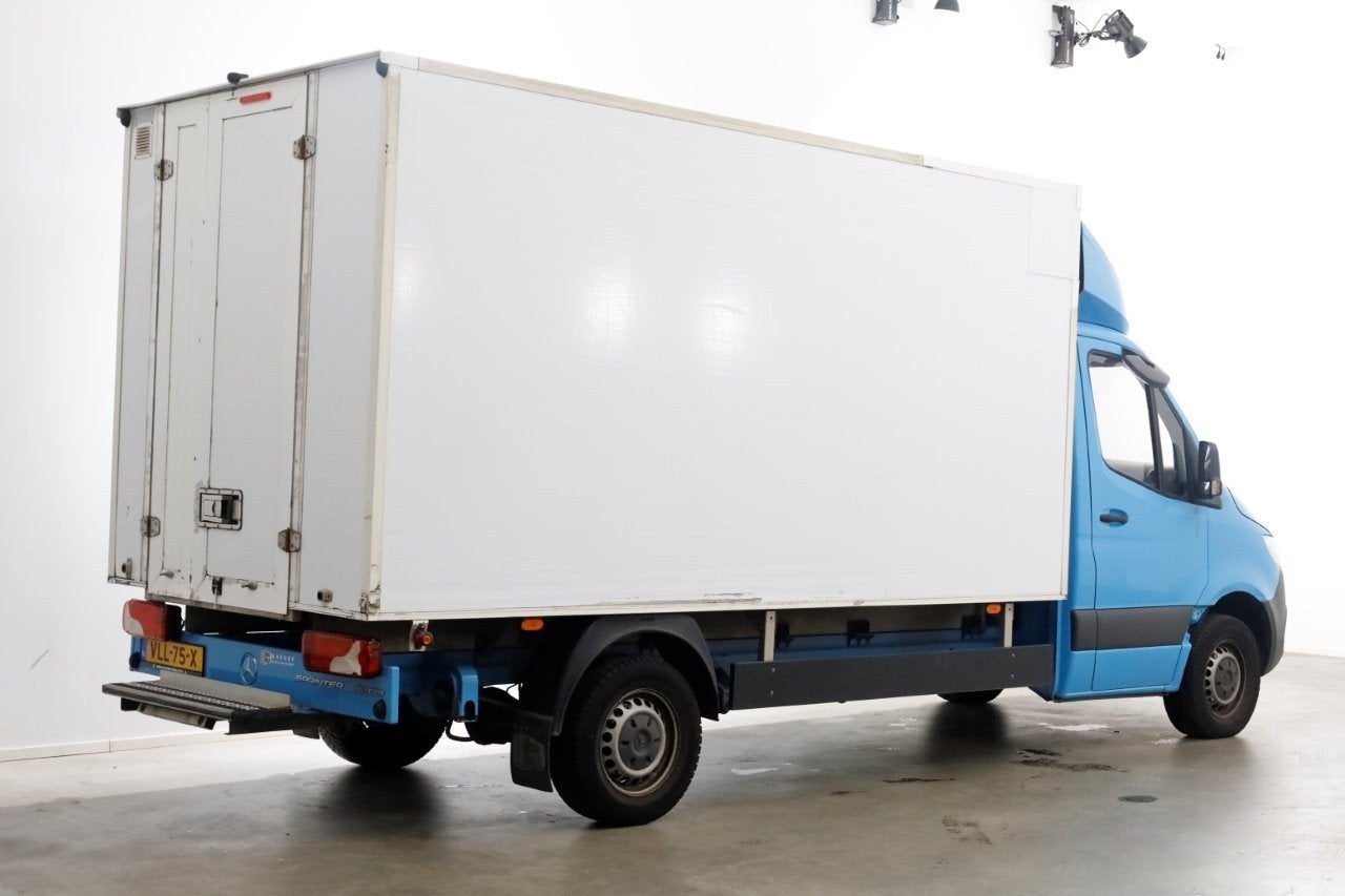 Mercedes-Benz Sprinter 311 CDI 115pk E6 RWD Bakwagen met ach, 13 km/l, Dealer onderhouden, Achterwielaandrijving, Gebruikt