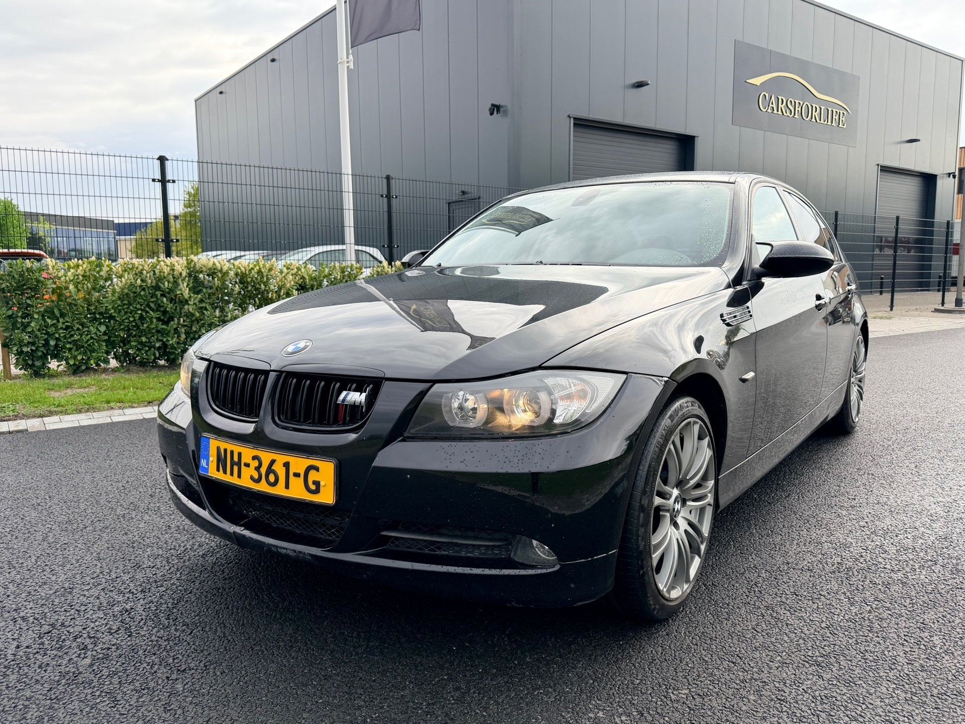 BMW 3-serie 320i Dynamic Executive Automaat, Zwart, 4 cilinders, 150 pk, Zwart
