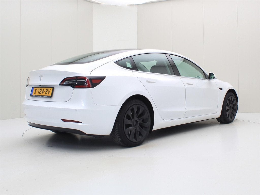 Tesla Model 3 Standard RWD Plus 94% SoH [ LFP-ACCU+AUTOPILOT, Automaat, Achterwielaandrijving, Gebruikt, Zwart