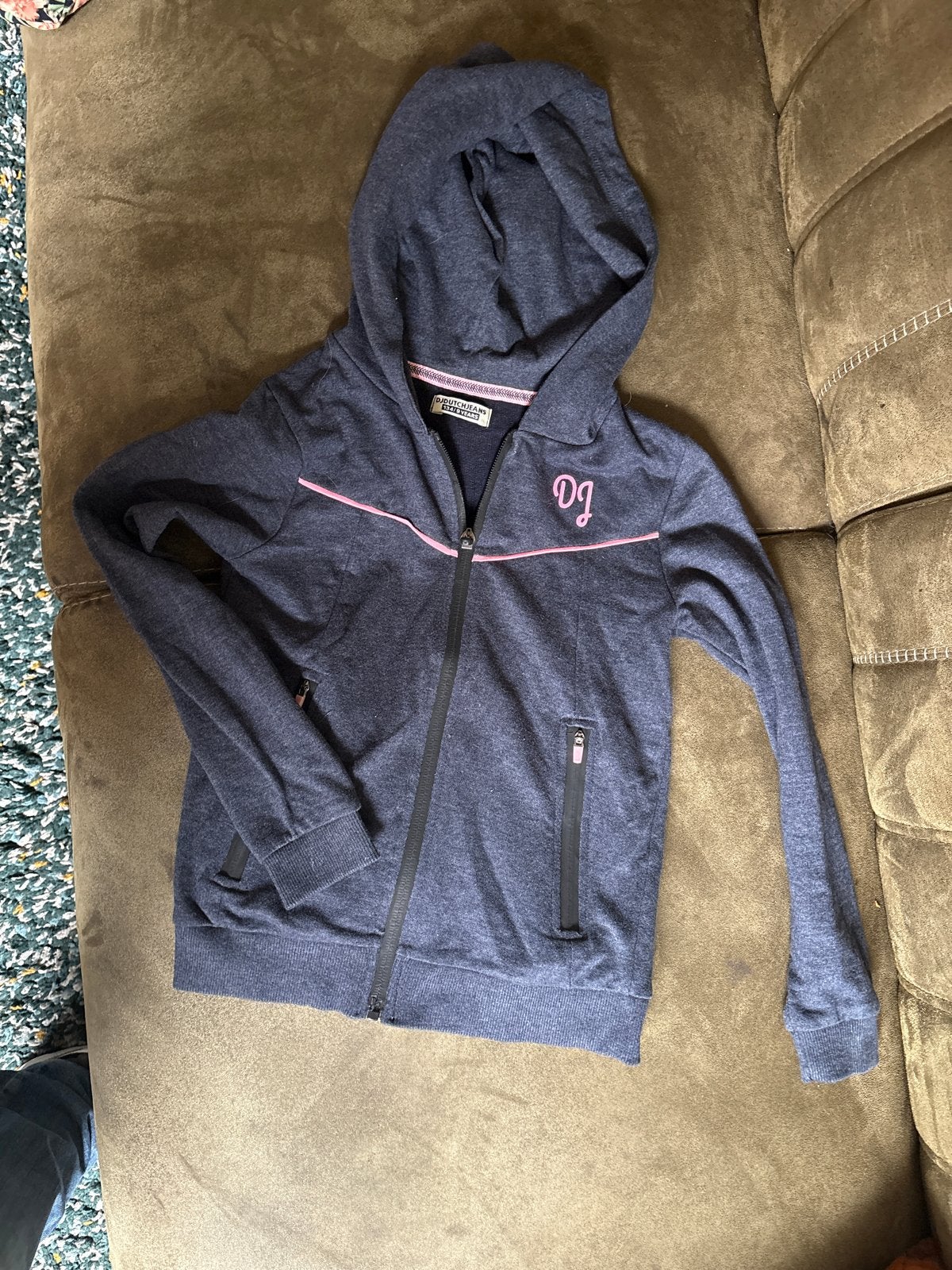 Donkerblauwe hoodie met rits en roze details, Ophalen of Verzenden, Gedragen, Maat 36 (S), Blauw