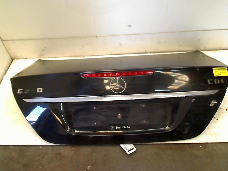 Achterklep Mercedes-Benz E (W211) (2006-04/2008-12), Auto-onderdelen, Gebruikt, Mercedes-Benz AG, Mercedes-Benz, Mercedesstraße 120, Stuttgart 70372, , Duitsland