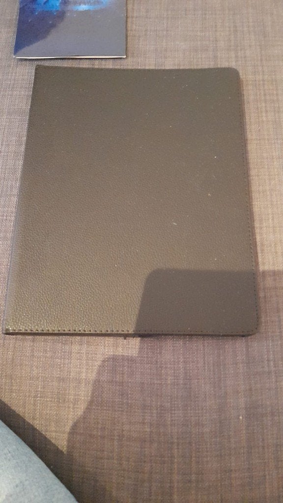 tablet hoes, Computers en Software, Tablet-hoezen, Ophalen of Verzenden, Nieuw, 10 inch, Bescherming voor- en achterkant