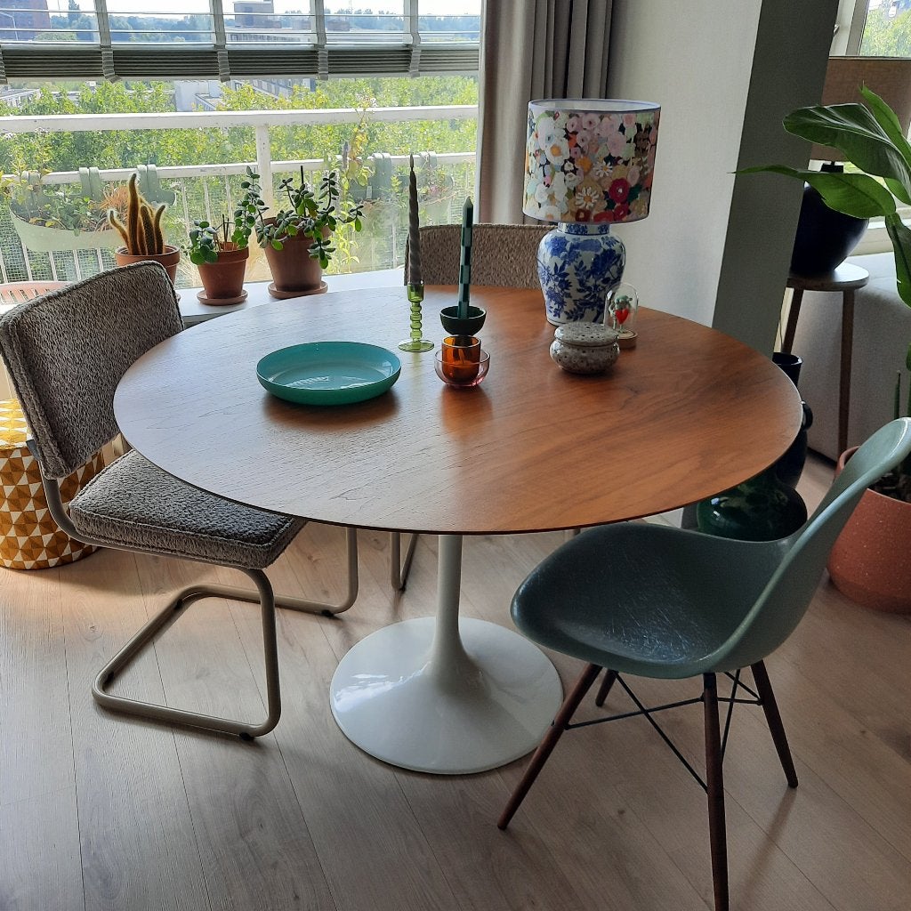 Eettafel walnoot bovenblad tulip witte voet, Gebruikt, 50 tot 100 cm, 100 tot 150 cm, Rond