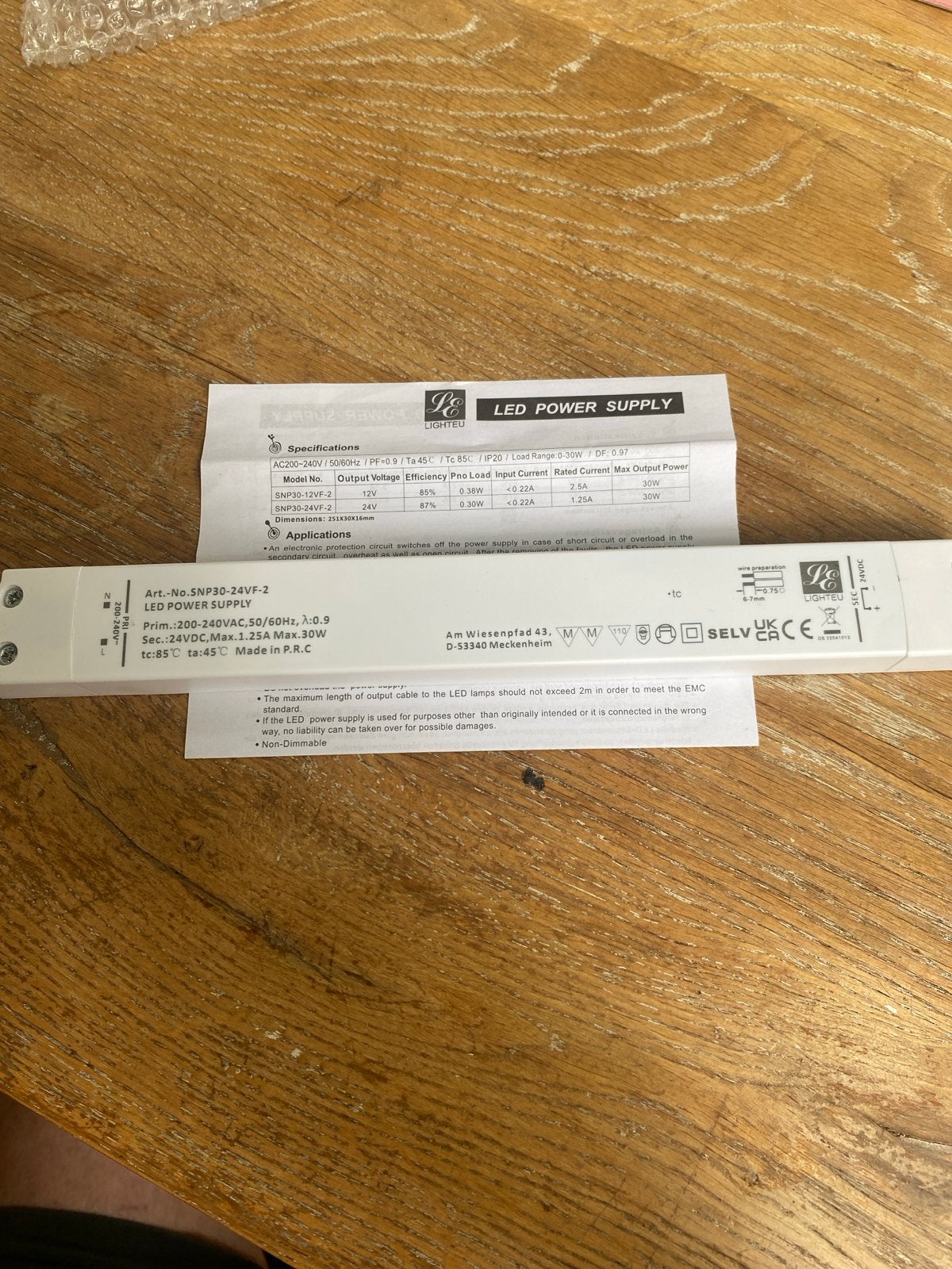 LED Voeding 24V 30W - SNP30-24VF-2, Ophalen of Verzenden, Nieuw, Overige merken, Overige typen