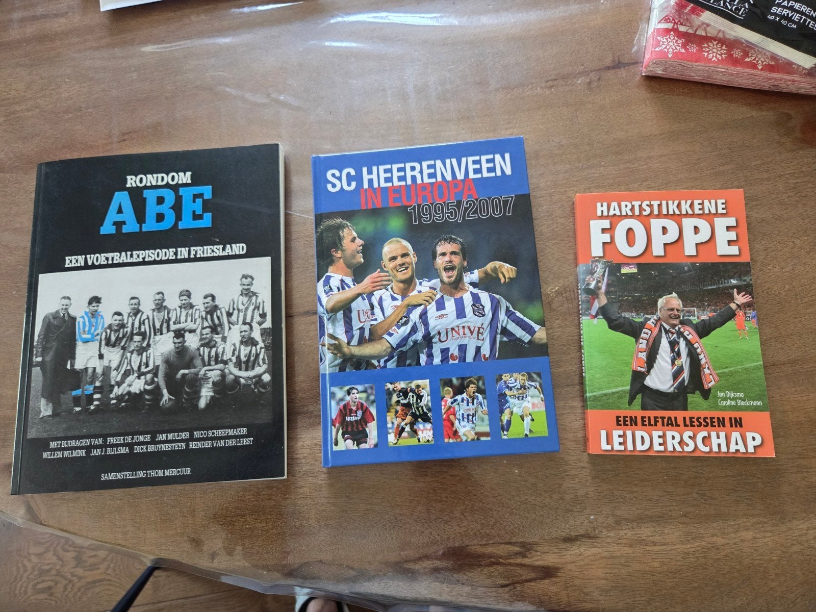 Boeken SC Heerenveen, Ophalen of Verzenden, Zo goed als nieuw, Overige binnenlandse clubs, Boek of Tijdschrift