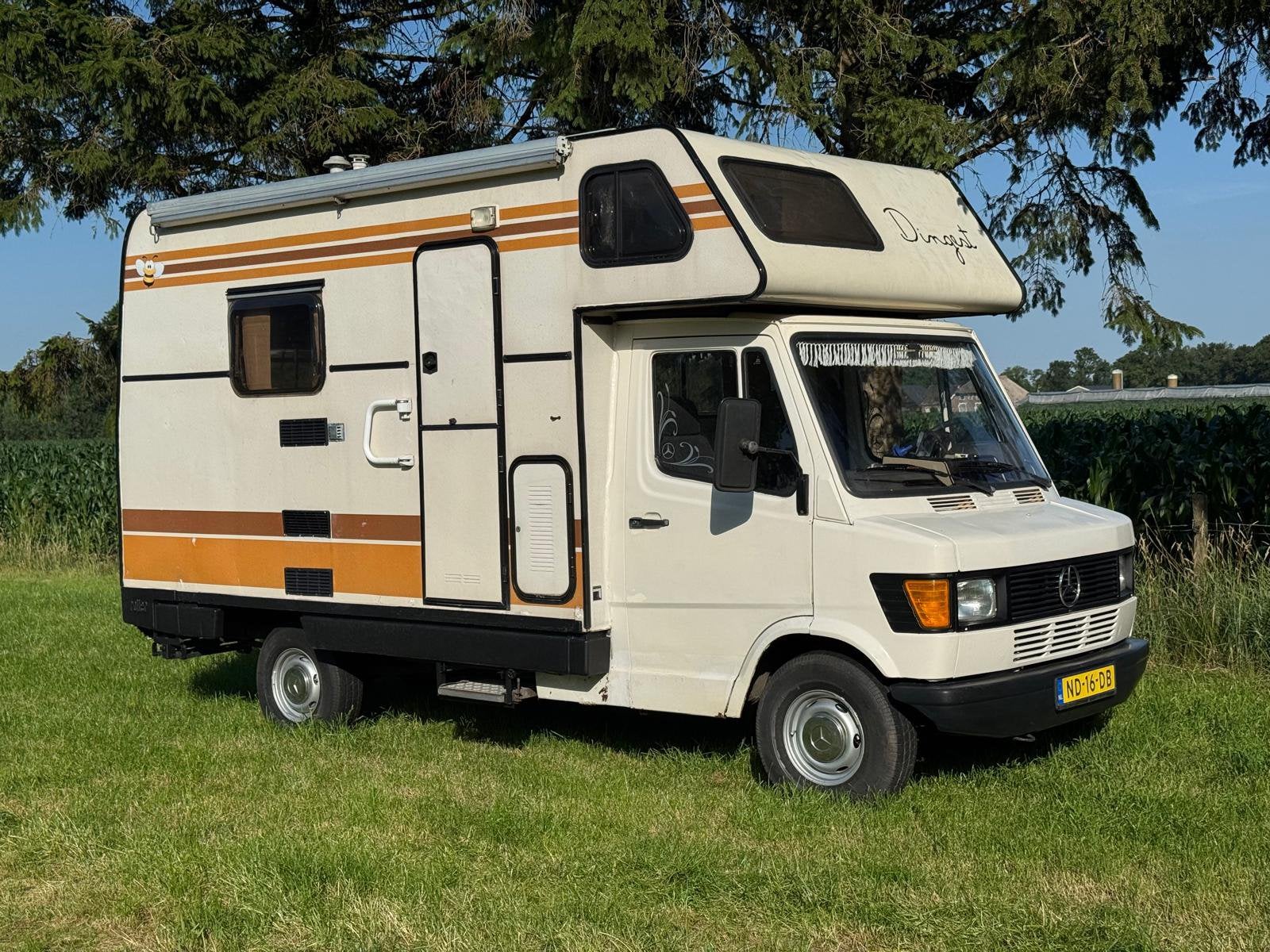 Oldtimer Mercedes 308 (benzine/LPG) camper, Caravans en Kamperen, Campers, Alkoof, Handgeschakeld, Afzuigkap, Particulier